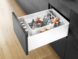 K-BLUM Legrabox C Pure 550 mm/70 kg, Tip-on, fehér SW-M, csavar